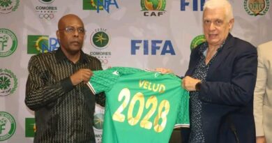 Hubert Velud Officially Takes Command of the Comoros Coelacanths