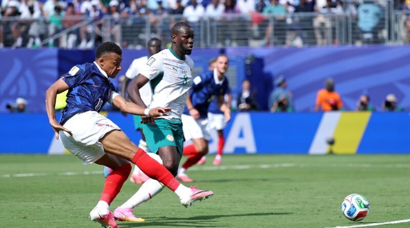 Mbappé Breaks French Record as France Punish Wasteful Senegal in World Cup Opener